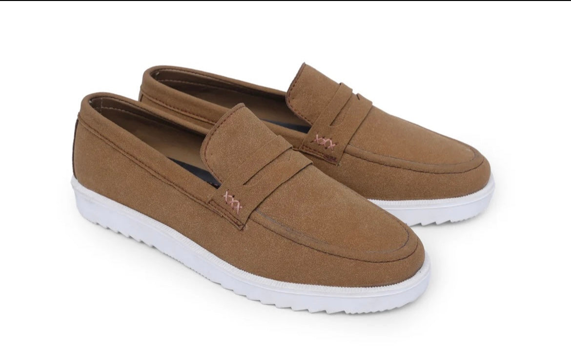 Suede musted loafer