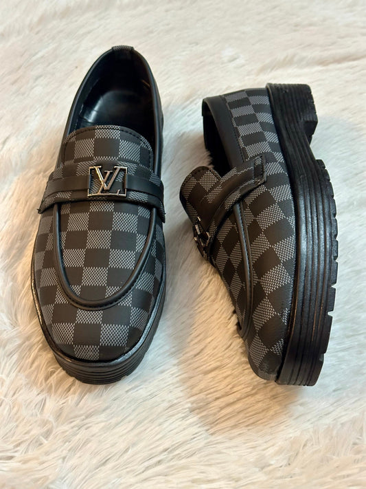 Chunky triple sole shoe