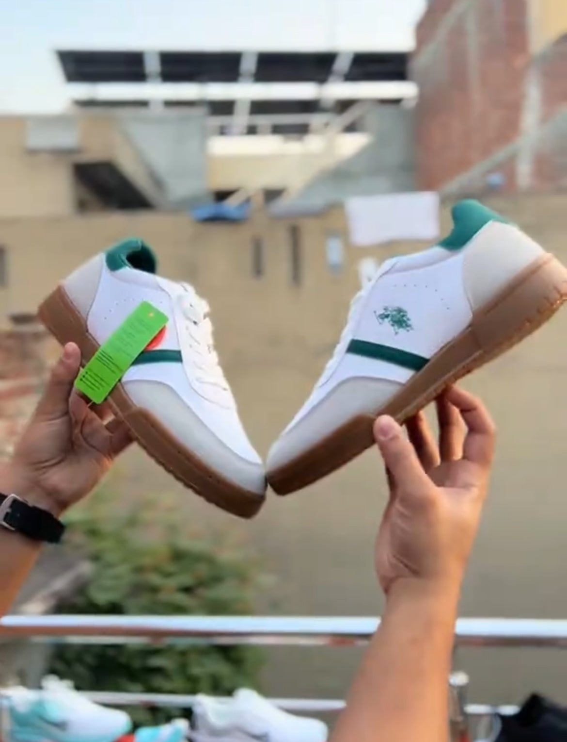 Sneaker green&white