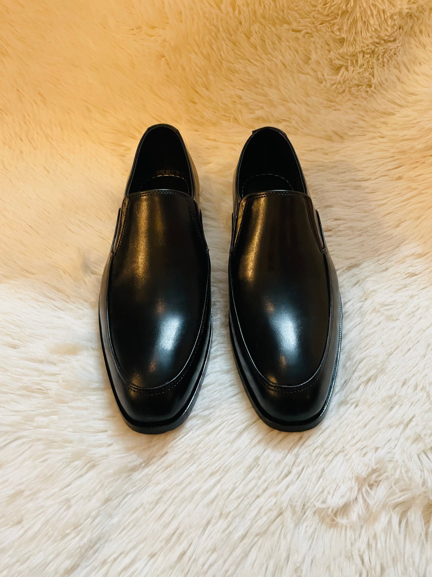 Totally leather plan black