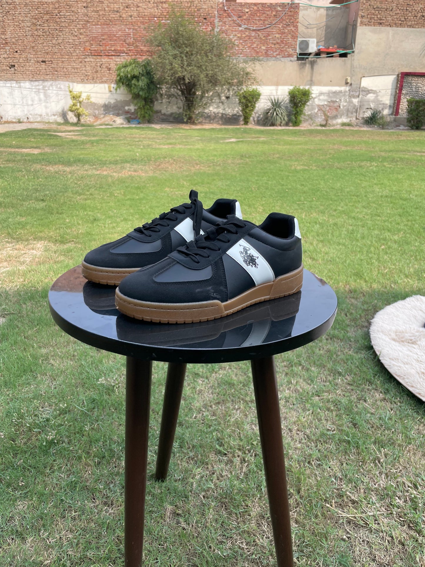 Sneaker black &white