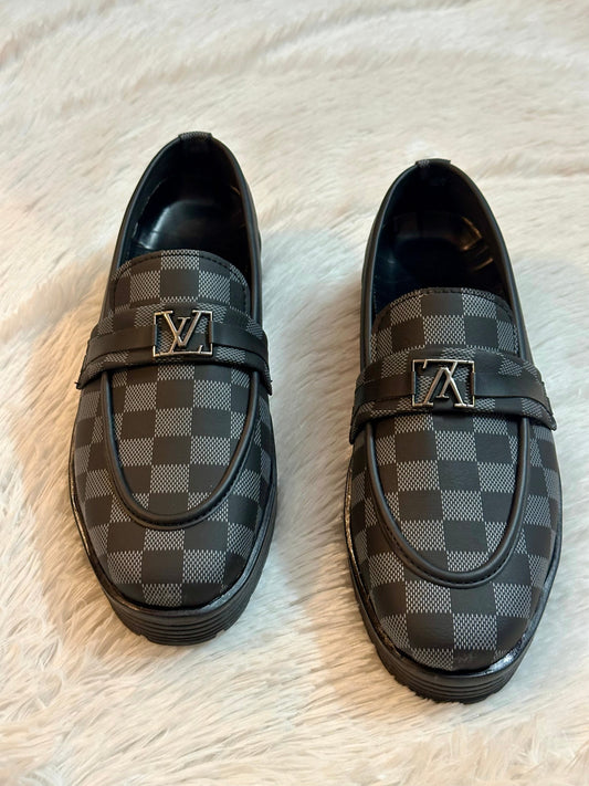 Chunky triple sole shoe